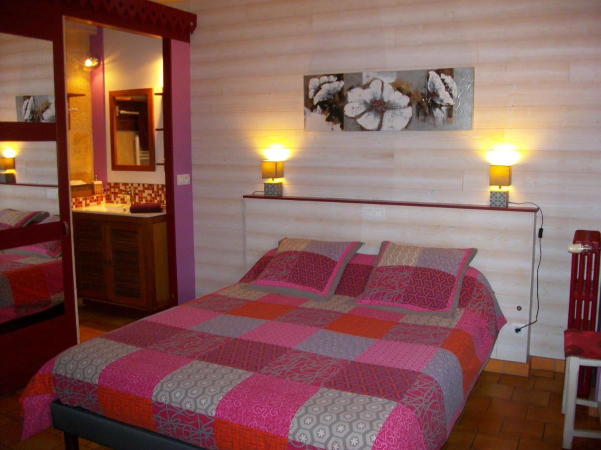 Bed and Breakfast Domaine De Monein Saint-André-de-Cubzac Exteriér fotografie
